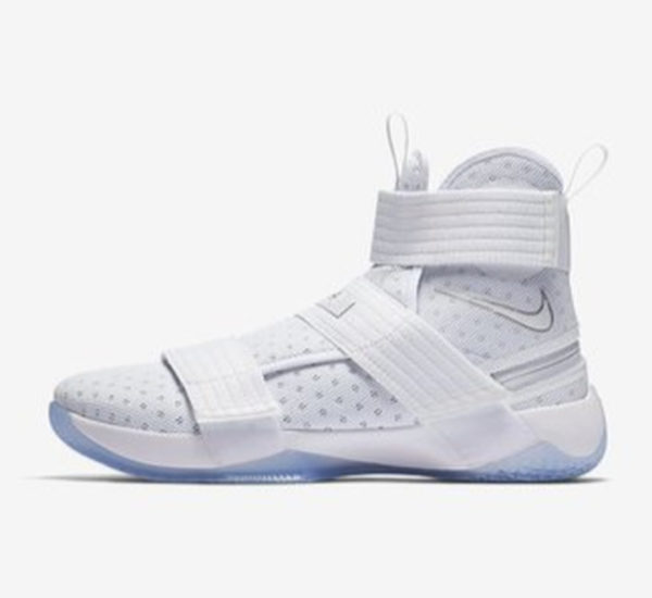 Nike LeBron Soldier 10 FlyEase